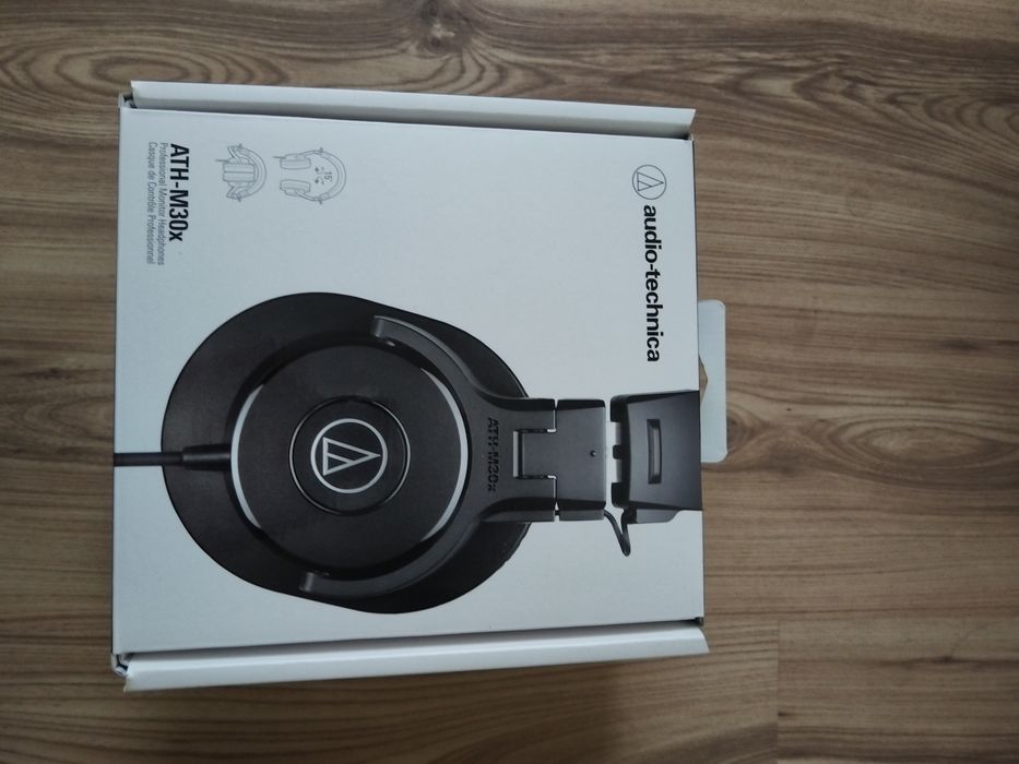 Слушалки Audio-Technica ATH-M30x