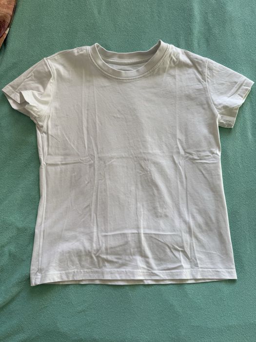 Футболка (белая и розовая)