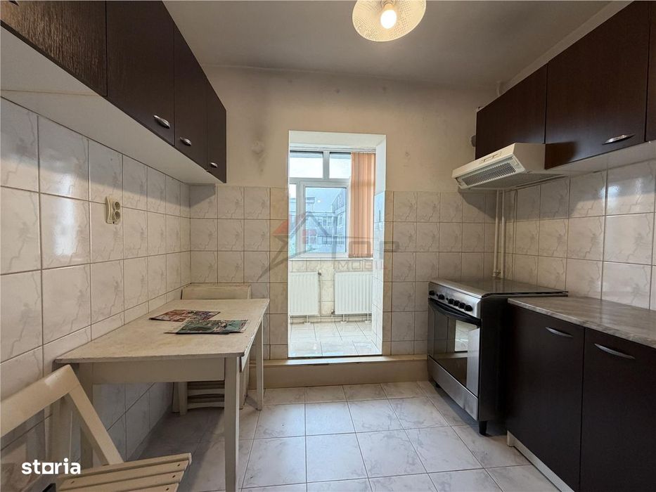 Apartament 2 camere, etajul 3, decomandat- Nicolina