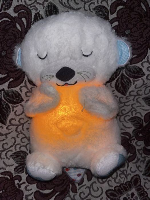 Трендовая выдра-антистресс, дышит, светится и убаюкивает