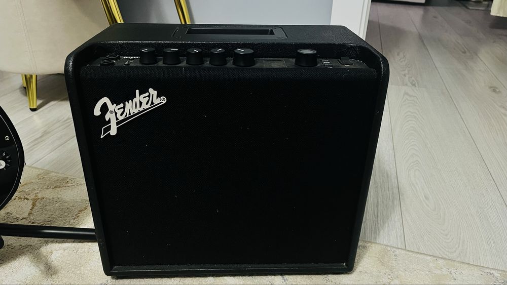 Электрогитара Squier