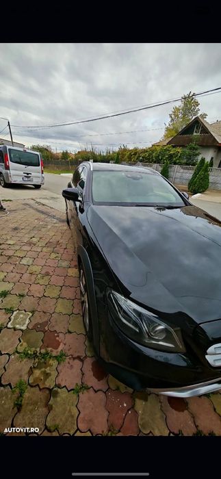 Vând Mercedes all Terran