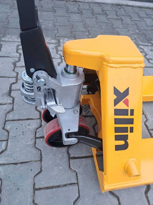 Палетна количка Xilin BF-III 2500 кг - Премиум клас
