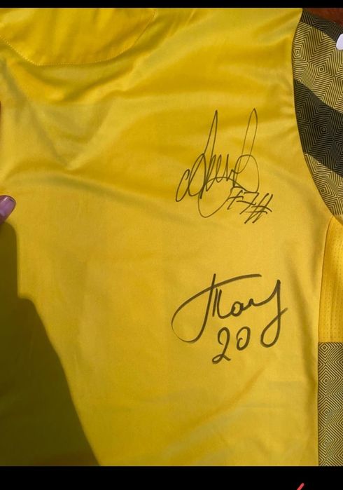 Футбол Кайрат с автографом