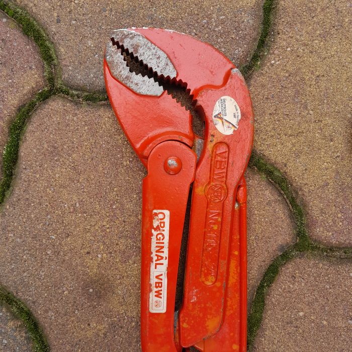 Vand cheie instalator