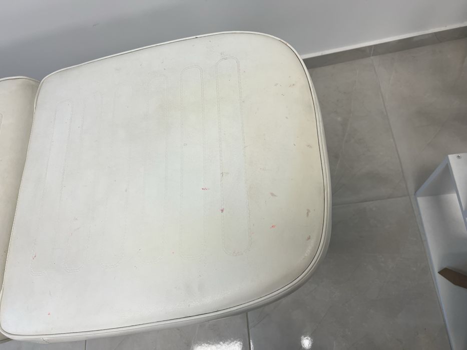 Кушетка за миглопластика