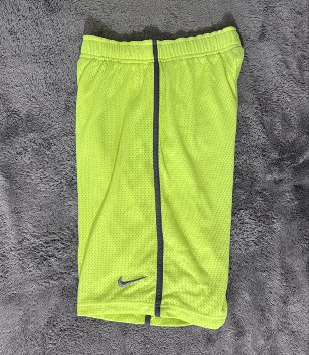 NIKE къс панталон  S