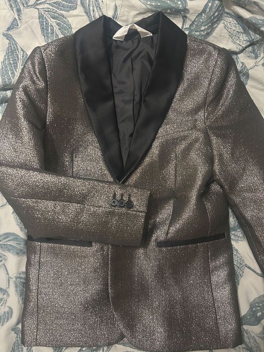 Детско /за момче/ смокинг сако за завършване на детска градина и  за ф