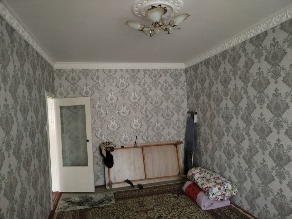 Uy sotiladi Yangiyo'l tumani