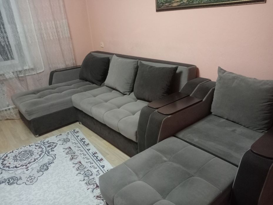 Сдам срочно комнату девушке