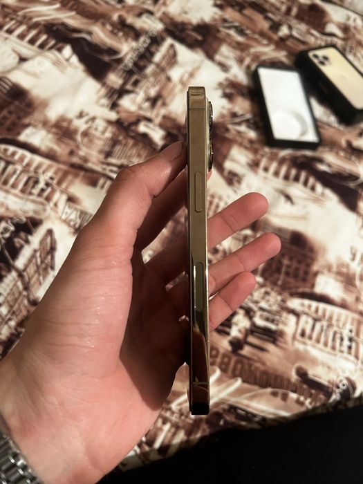 iPhone 13 pro 128GB Gold