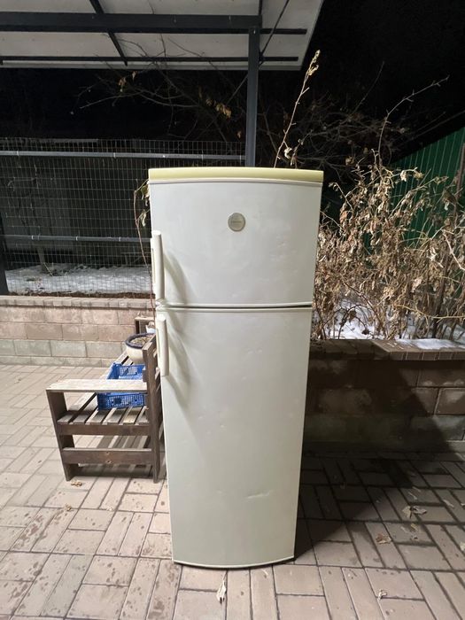 Холодильник Electrolux рабочий