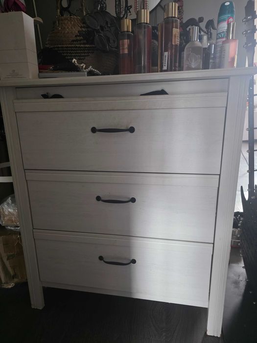 Piese mobilier, cuier, pantofar, biblioteca