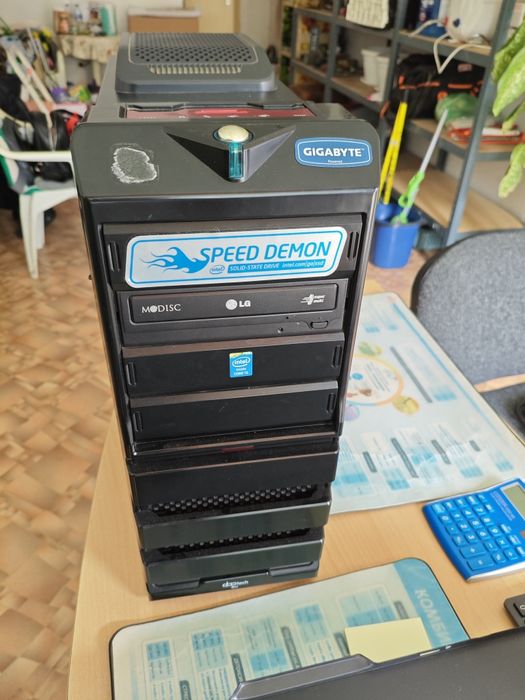 Настолен компютър