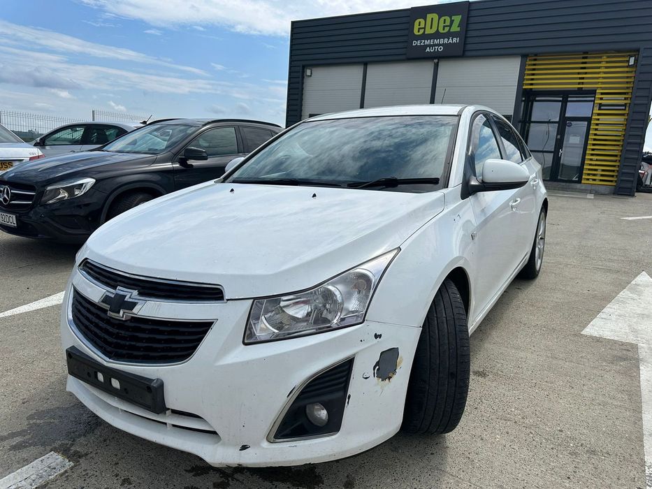Dezmembrez / Dezmembrari / Piese / Accesorii Chevrolet Cruze facelift alba 2013 1.7 cdti A17DTS