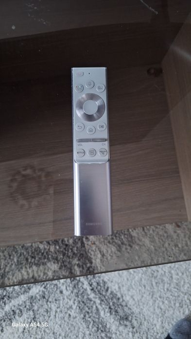 TV Samsung QLED, model:QE49Q67RAT