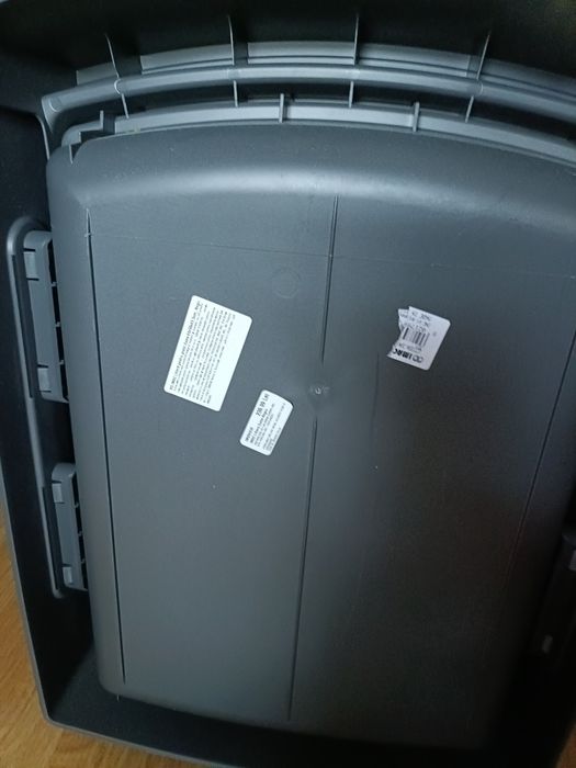 Litiera pisici Zuma 40x56x42,5 Negru