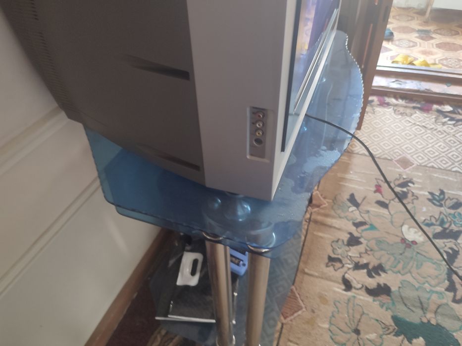 Сотилади!!! Телевизор Самсунг