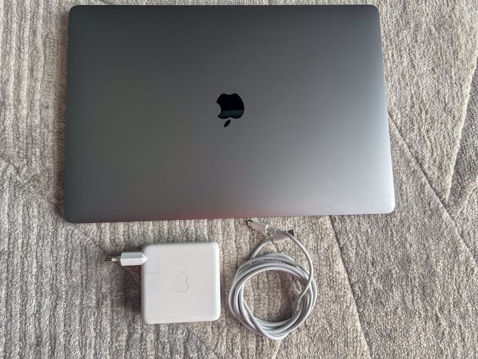 Apple MacBook Pro 16'' 2019 - i7 - 32 GB RAM - 512 SSD Cluj-Napoca