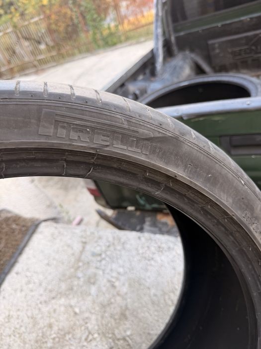 Pirelli P Zero 275/35/R22 -315/30/R22