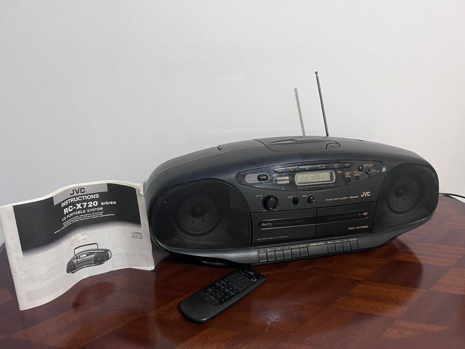 Radio casetofon Hitachi, Jvc, Grundig