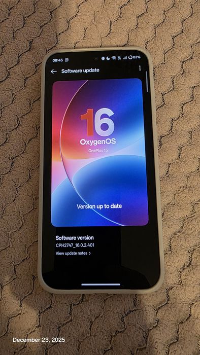 Vand telefon OnePlus 15