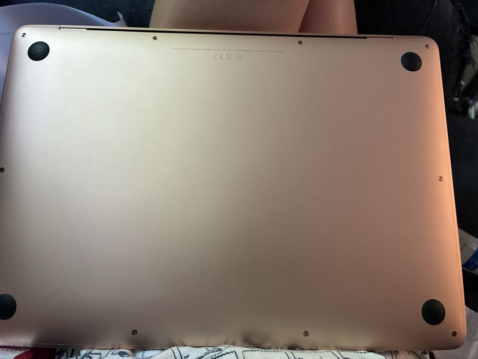 Vand macbook air 13” 2018