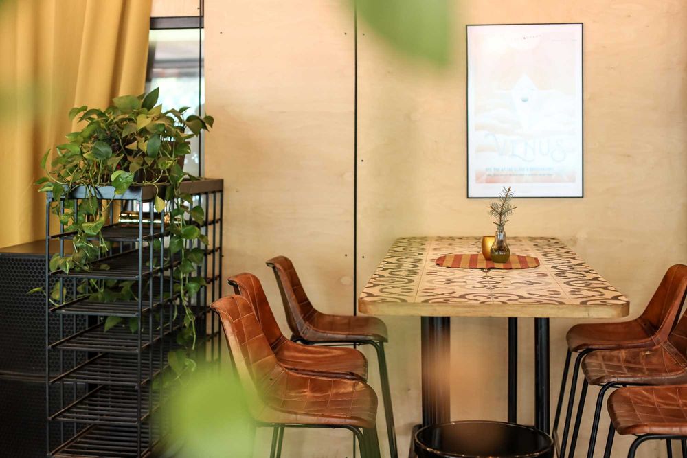 Продава се Заведение в София, Център - 250 кв.м за 123 €/кв.м - Снимка #1