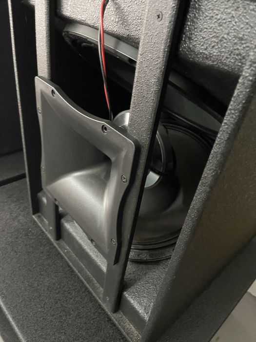 Бас каси Oberton 18xb1600v2 и Топове