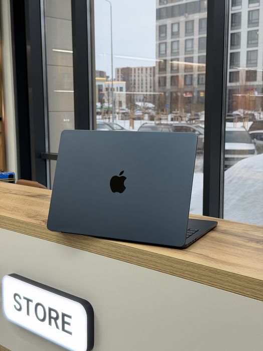 Macbook Air M2 256 gb 100% | iStatus