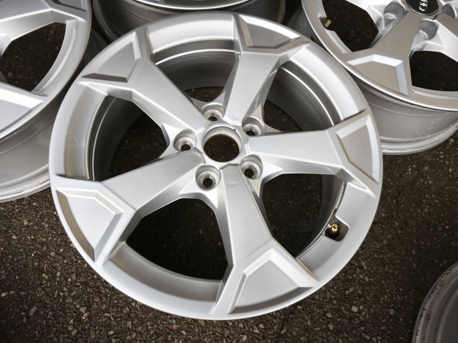 17" оригинални алуминиеви джанти за Audi/Vw/Skoda.