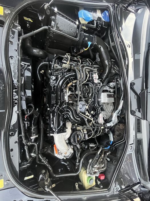 Vw Touareg 3.0D BKS 225кс. na chasti Туарег на части