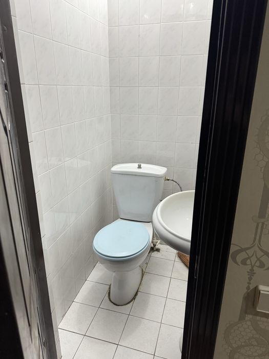 СРОЧНО ПРОДАЕТСЯ Банковский 3 ком кв на ХУВАЙДО мБЕРУНИЙ 1 этаж 115кв