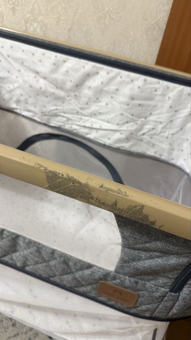 Продам манеж до 1,5 года