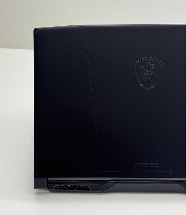 Msi KATANA A15 Ai — RYZEN 7-8845HS / RTX4050 6GB / DDR5 16GB