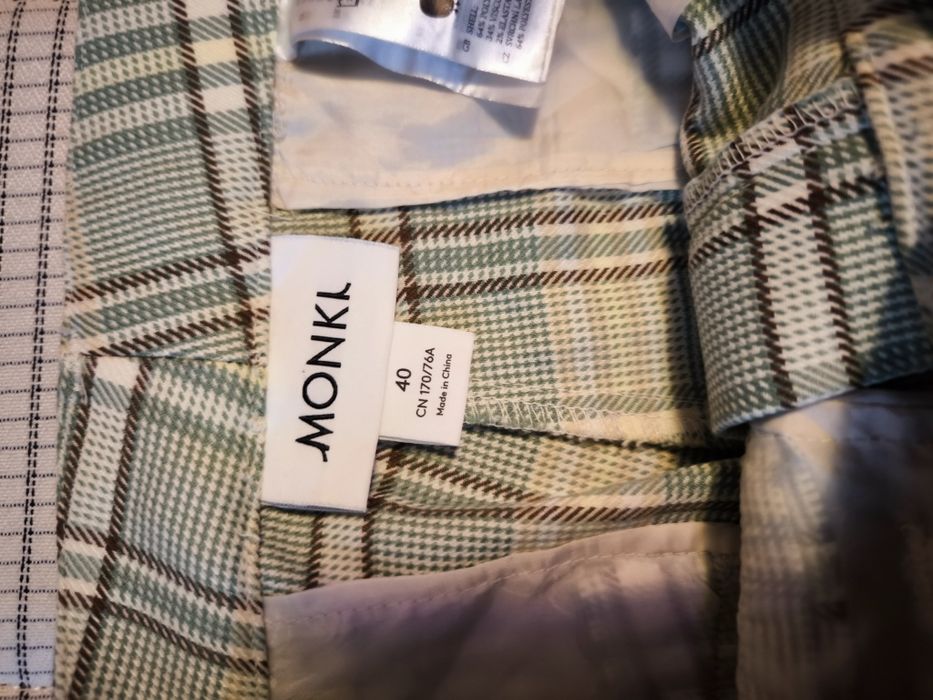 Pantaloni vara Monki 40