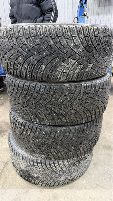 Зимние шипы 235/45/18