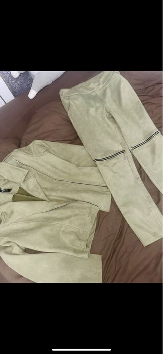 оливковый костюм XL (50)