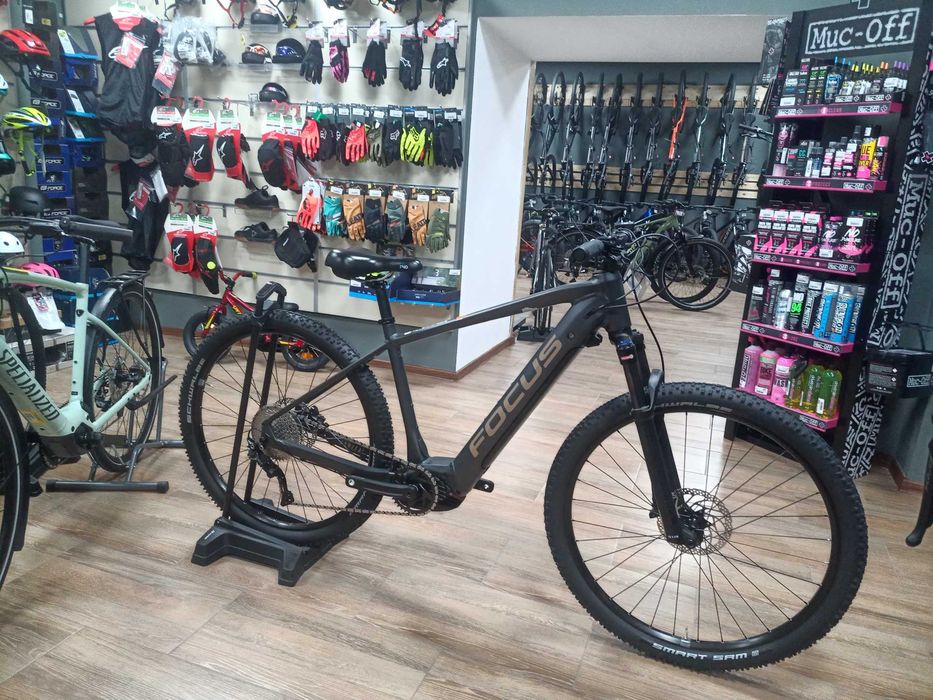 Bicicleta electrica Focus Jarifa2 6.7 L in stoc EST BIKE Funky Sports