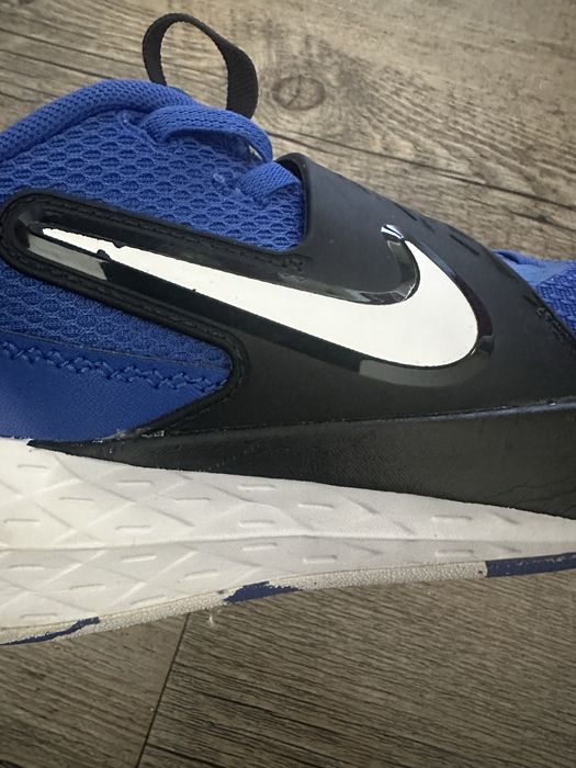 Nike високи обувки