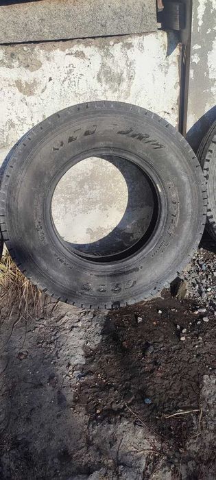 Срочно продам комплект шин