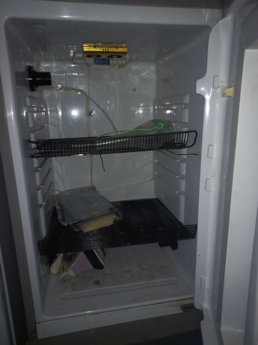 Продам холодильник