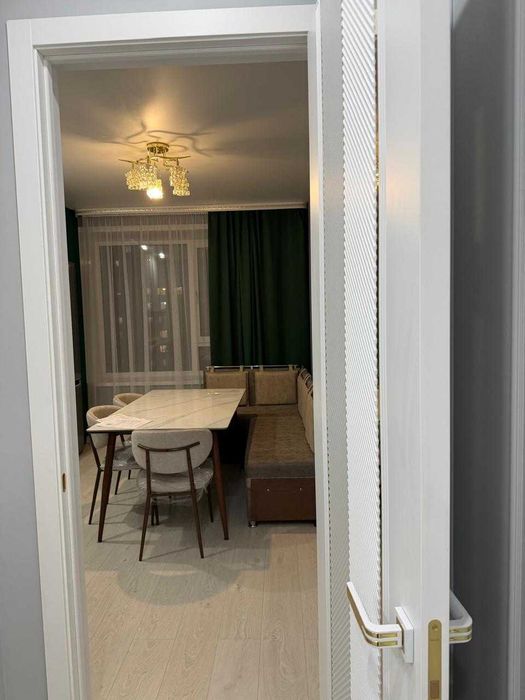 трехкомнатная квартира