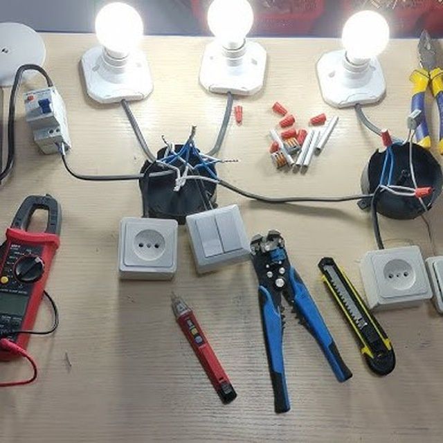 Elektro mantaj stalba mantaj