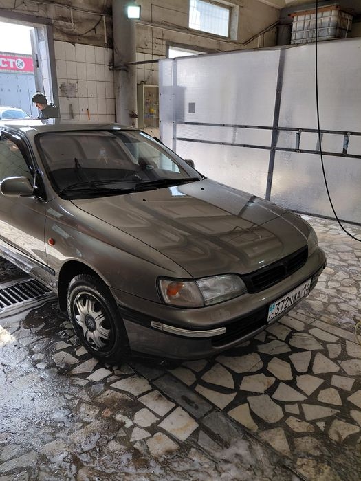 Продам Toyota Carina e