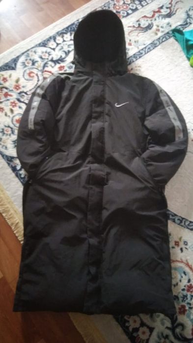 Продам зимнию куртку