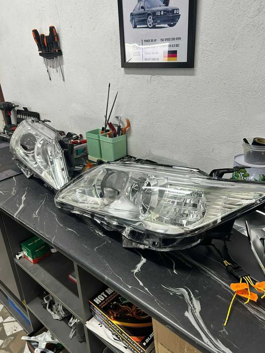 Продам фары Камри 50