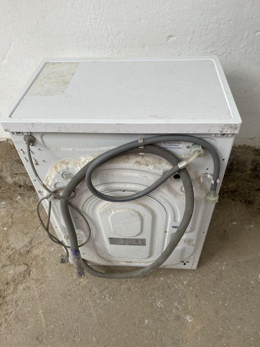 Стралный машина усталган