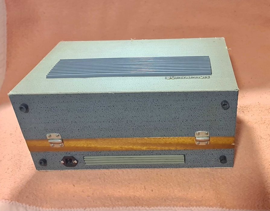 Pickup "Supraphon" funcțional.