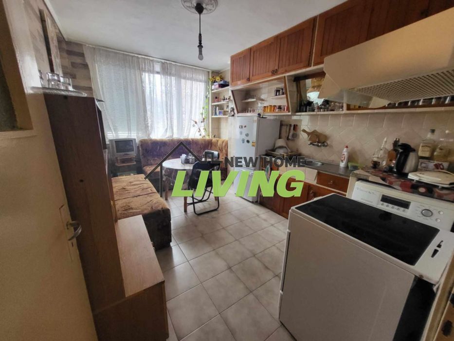 Продава се Тристаен апартамент в Габрово, Хаджицонев мост - 70 кв.м за 786 €/кв.м - Снимка #1